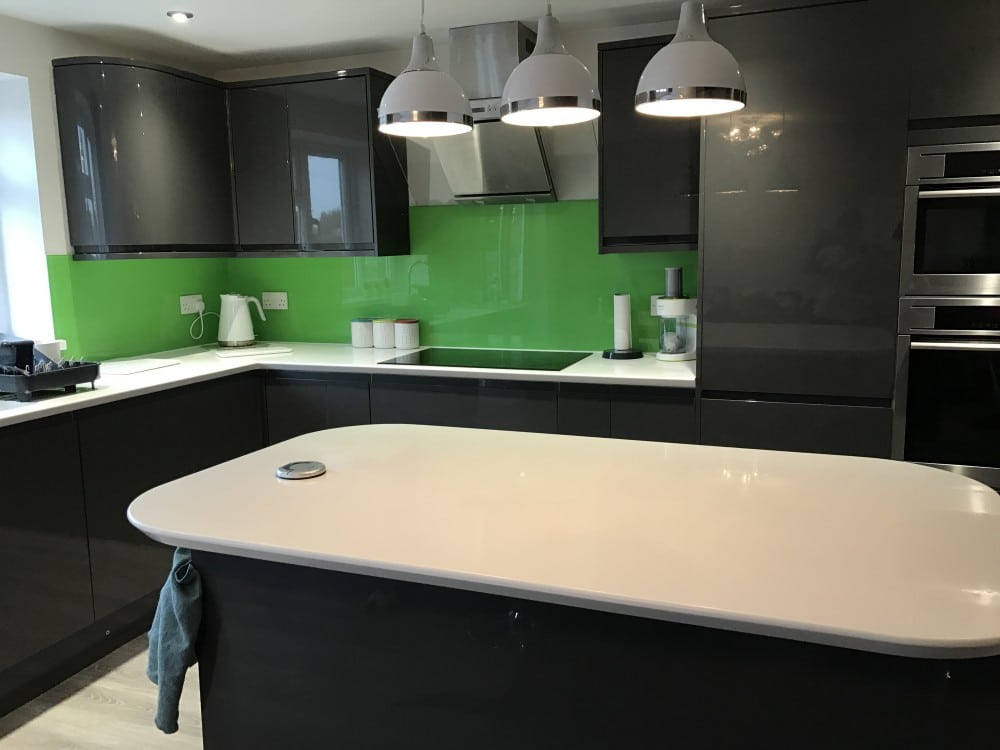 White HIMACS kitchen worktops with sharknose edge detail