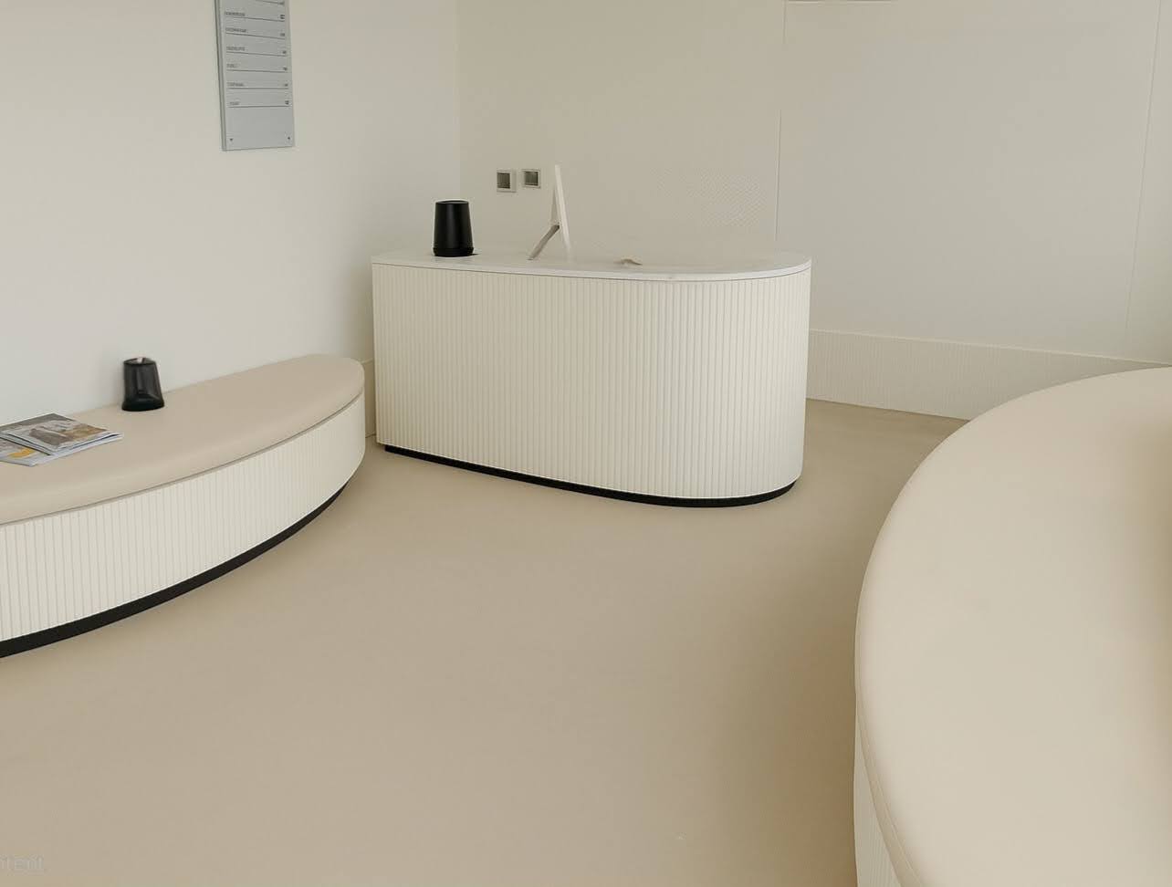 Solid Surface for Infection Control: 7 Ways It Helps Healthcare Environments | BSF solid Surface