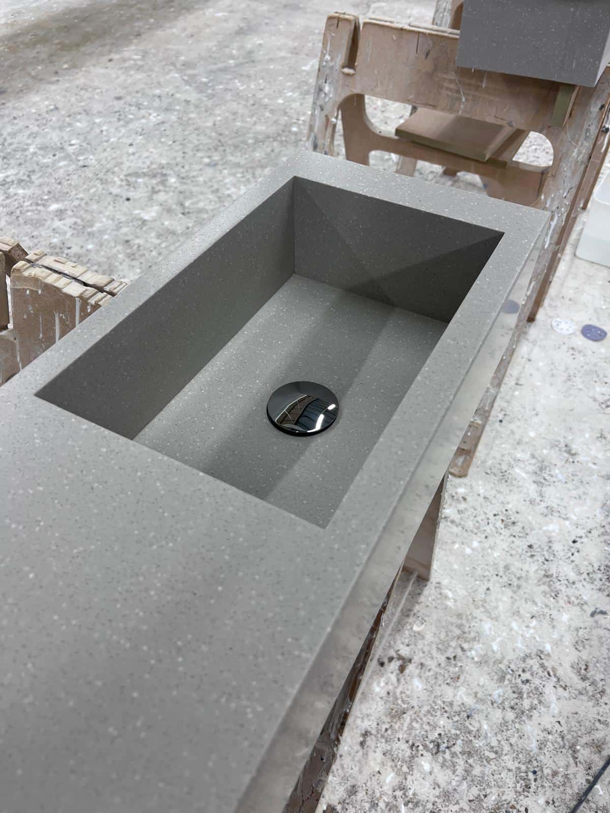 A Guide to Solid Surface Vanity Sinks